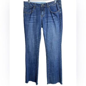 Converse low rise bootcut jeans size 28.